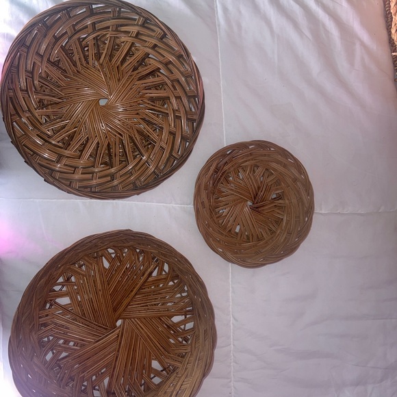 Handwoven, Boho style flat baskets - Picture 3 of 5